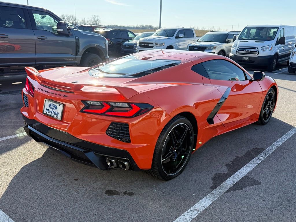 Used 2020 Chevrolet Corvette Stingray Premium Cpe w/ 3LT Preferred Equipment Group image 35
