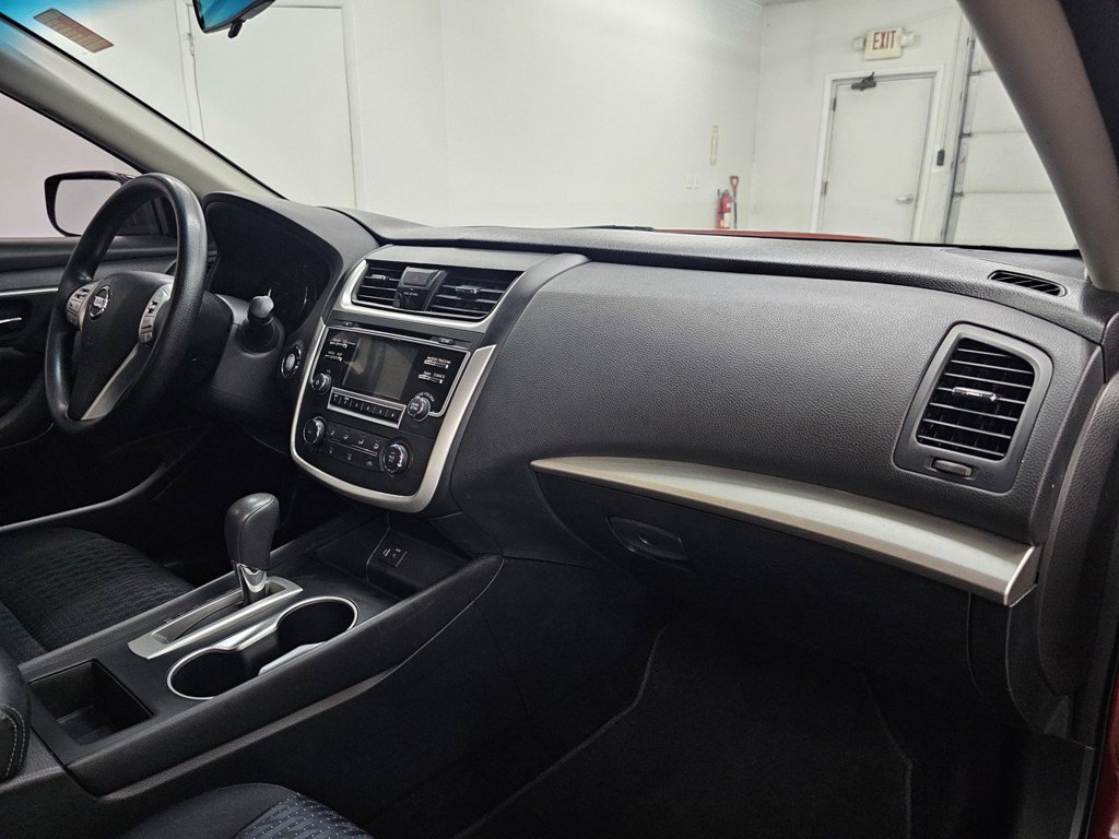 Used 2016 Nissan Altima 2.5 S w/ Power Driver Seat Package FWD image 11