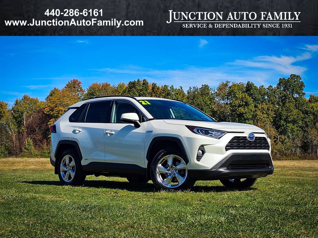Used 2021 Toyota RAV4 XLE Premium image 1