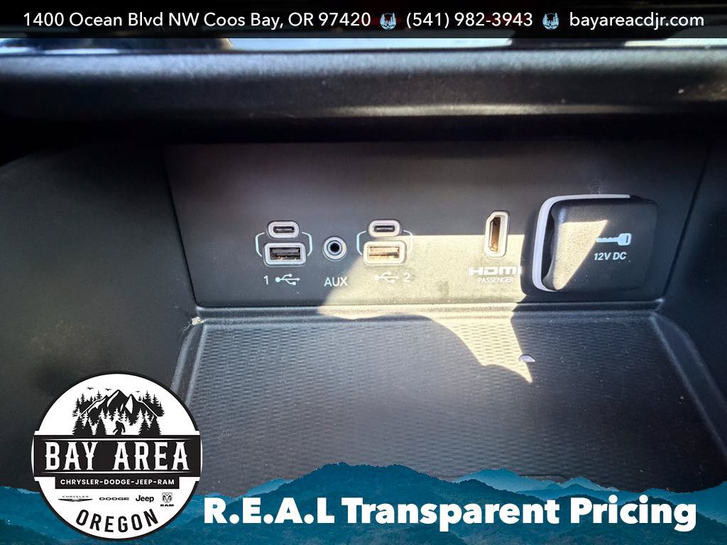 Used 2024 Jeep Grand Cherokee L Summit AWD/4WD image 28