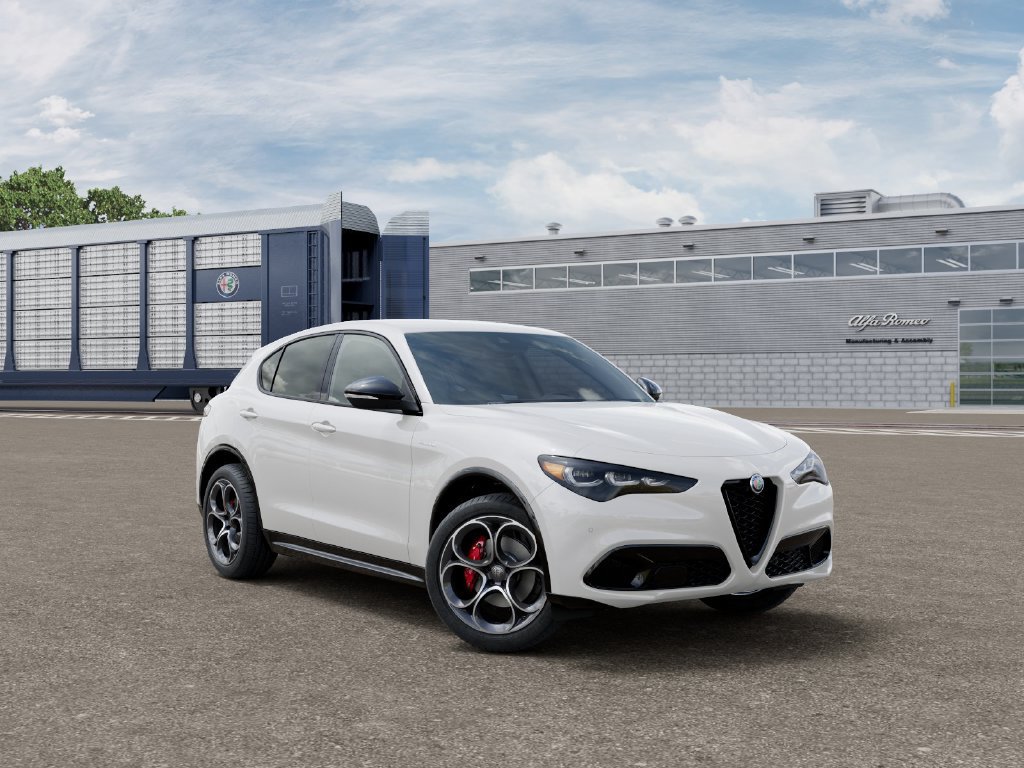 New 2026 Alfa Romeo Stelvio Sprint AWD/4WD image 5