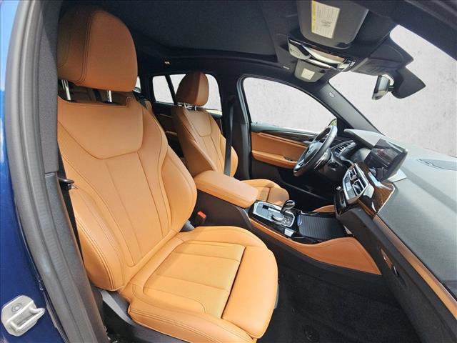 Used 2025 BMW X4 xDrive30i image 20