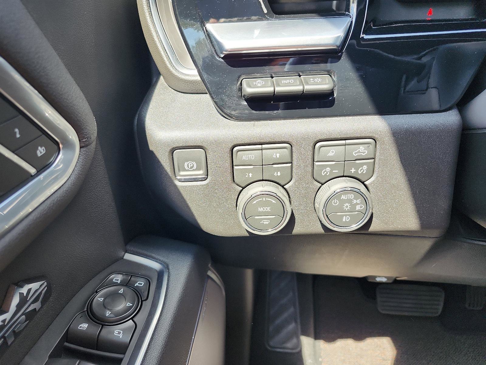 Certified 2026 Chevrolet Silverado 1500 High Country w/ Technology Package image 23