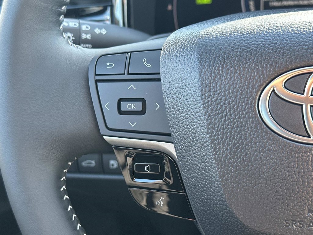 New 2026 Toyota Camry SE FWD image 21