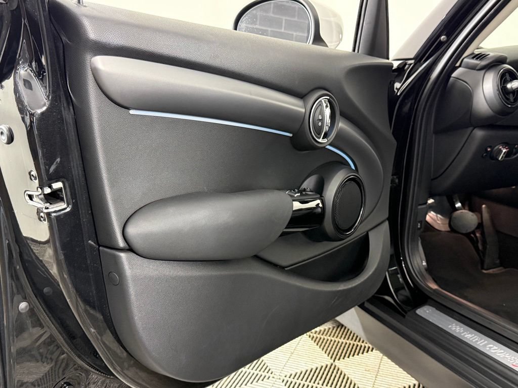 Certified 2024 MINI Cooper S FWD image 26