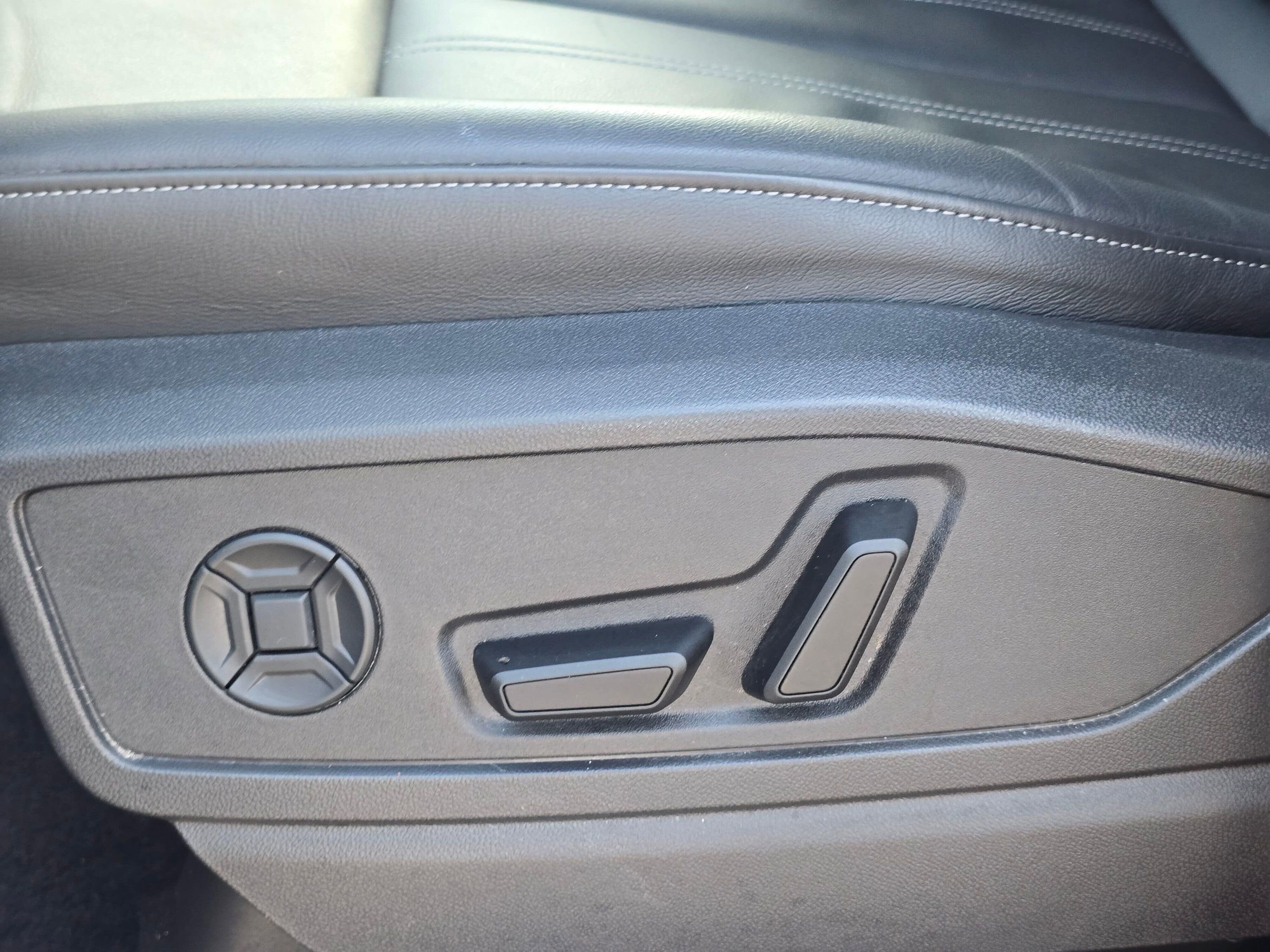 Certified 2025 Audi Q5 Premium Plus w/ Premium Plus image 37