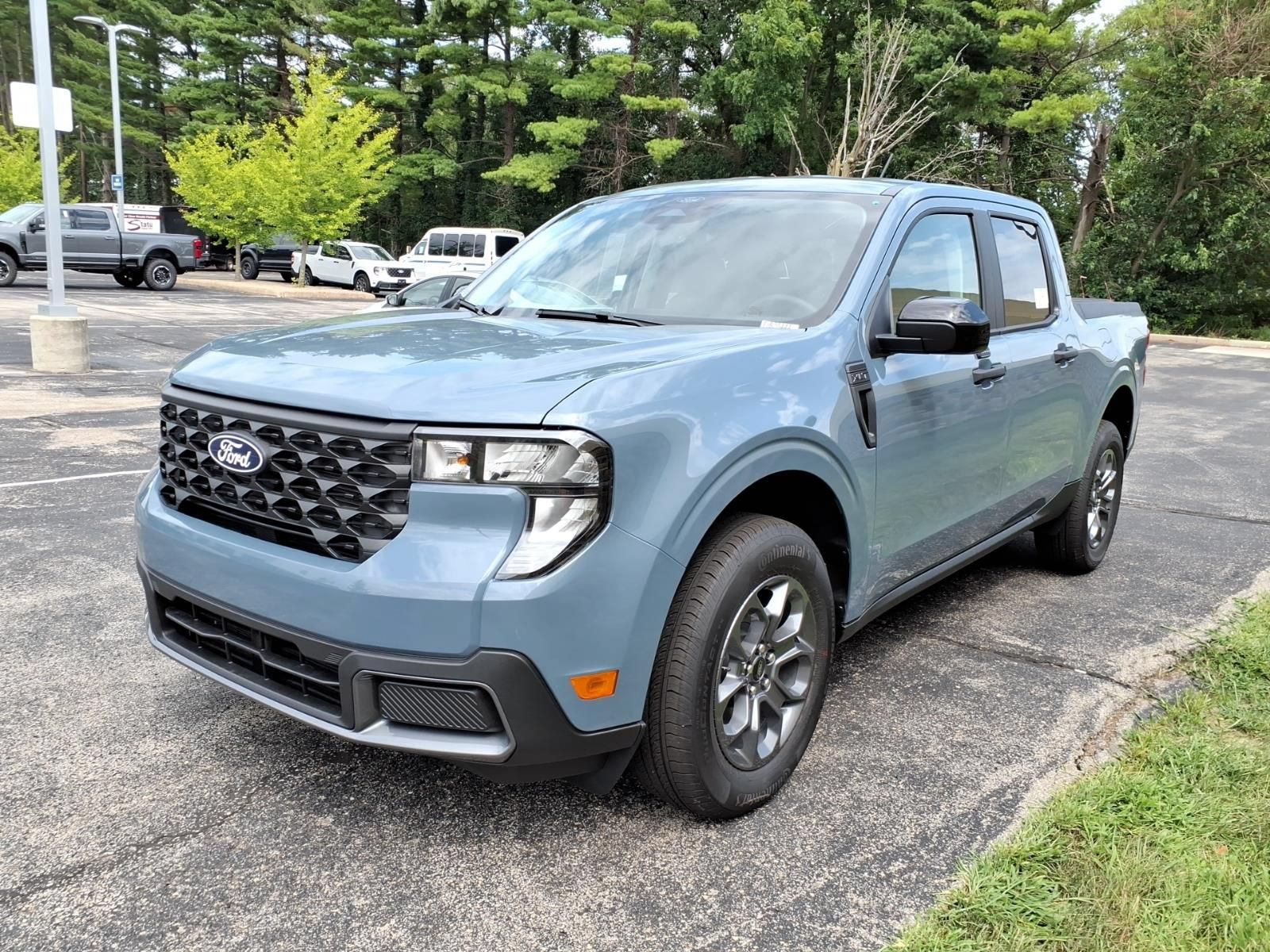 New 2026 Ford Maverick XLT w/ Equipment Group 301A AWD/4WD image 4