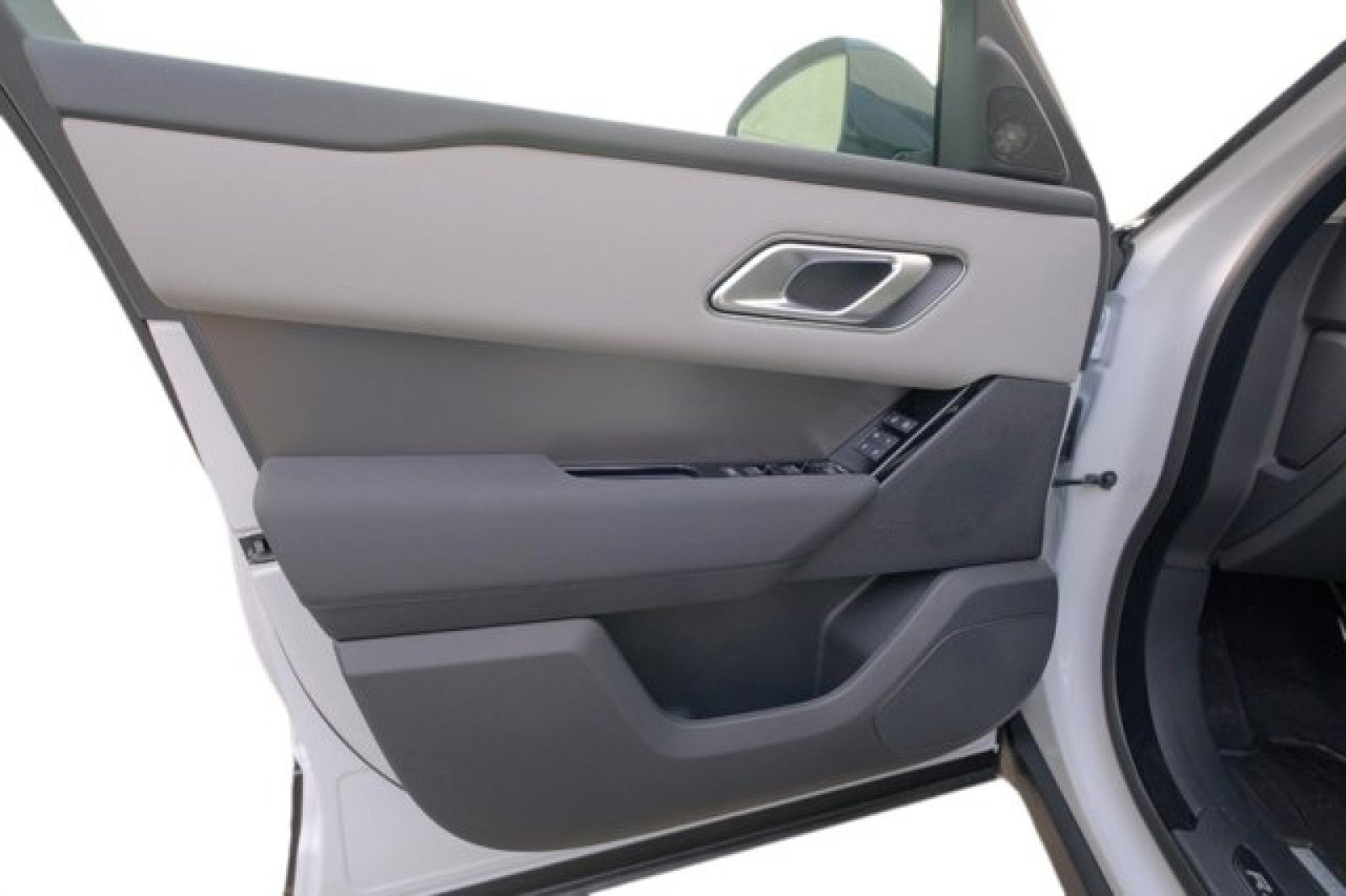 New 2025 Land Rover Range Rover Velar Dynamic SE image 11