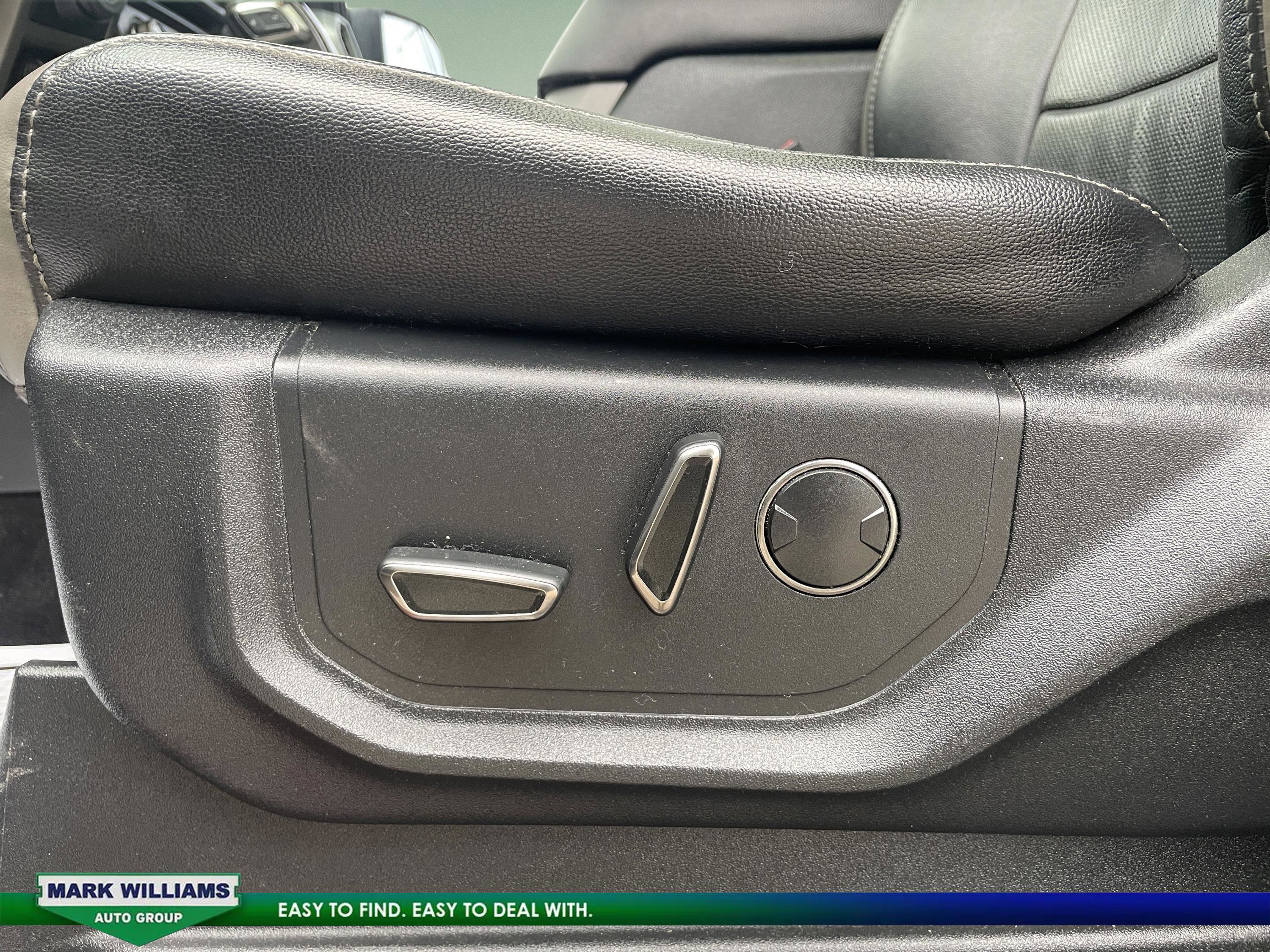 Used 2018 Ford F150 Raptor w/ Equipment Group 802A Luxury image 15