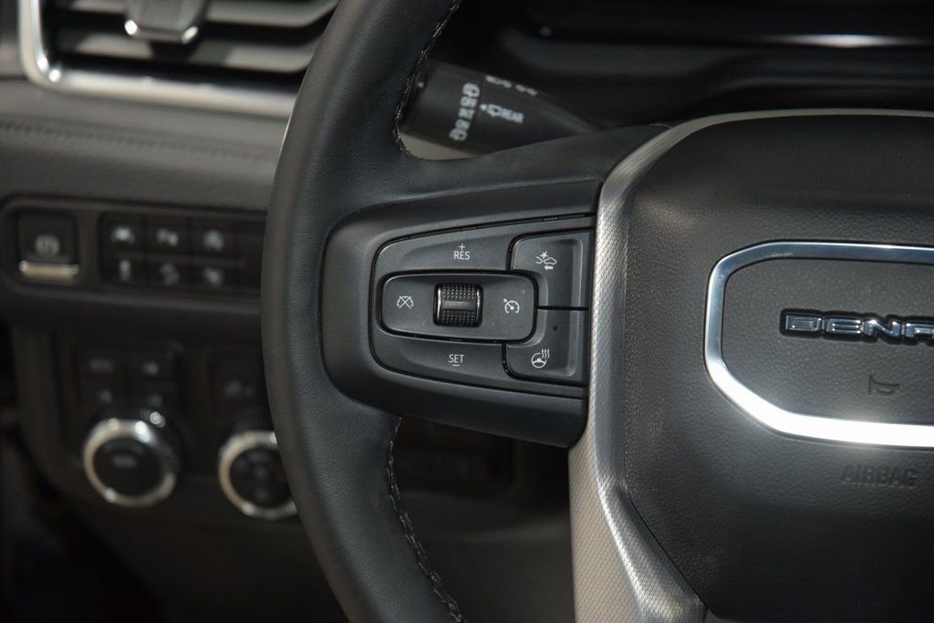 Used 2024 GMC Yukon XL Denali w/ Max Trailering Package image 39