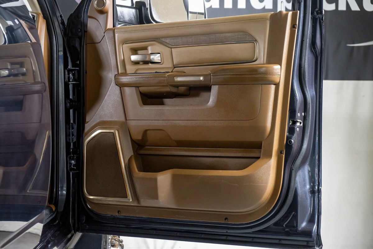 Used 2020 RAM 3500 Limited image 36