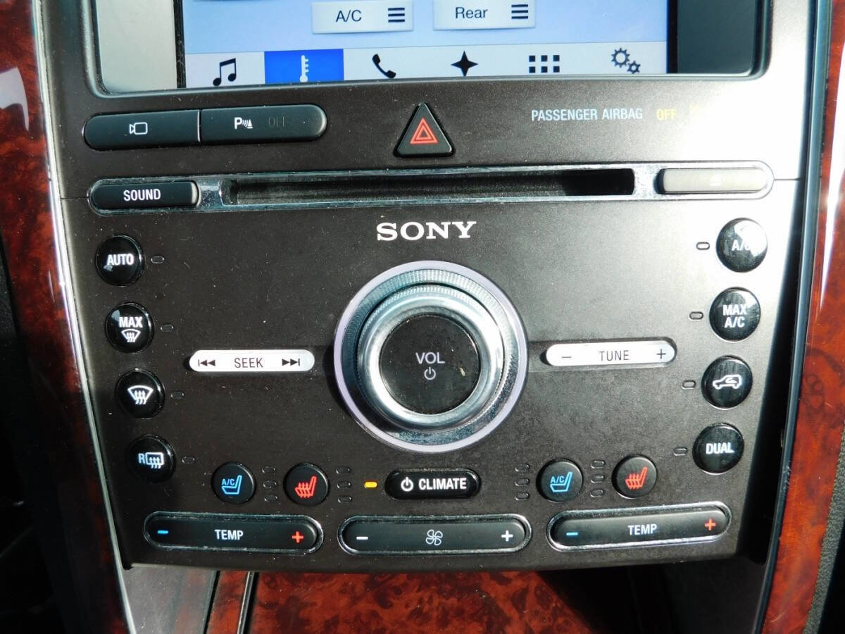 Used 2017 Ford Explorer Limited image 15