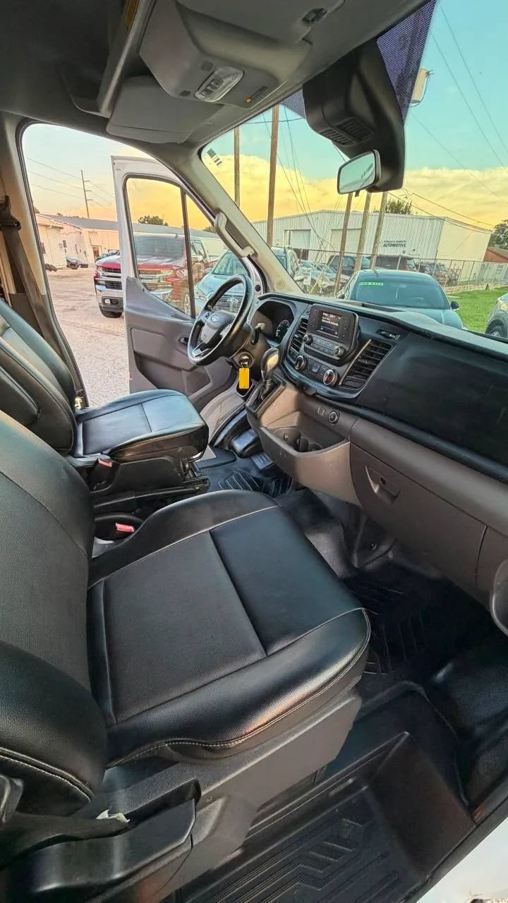 Used 2020 Ford Transit 250 Medium Roof AWD w/ Load Area Protection Package image 19