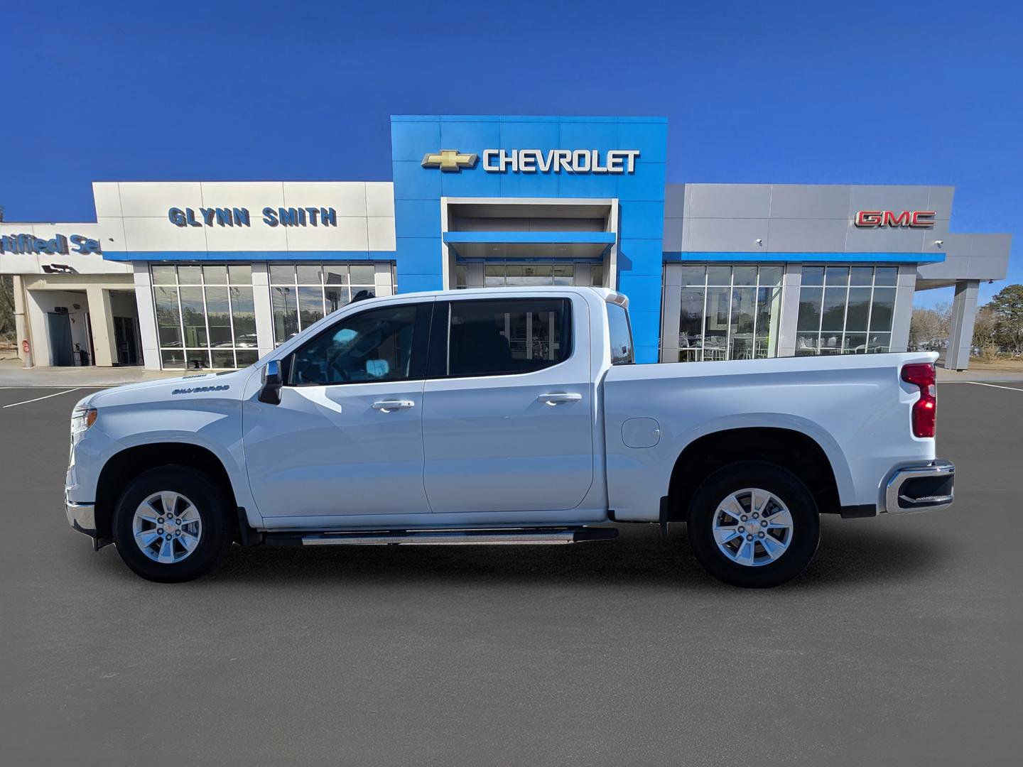 Used 2025 Chevrolet Silverado 1500 LT w/ Protection Package image 13