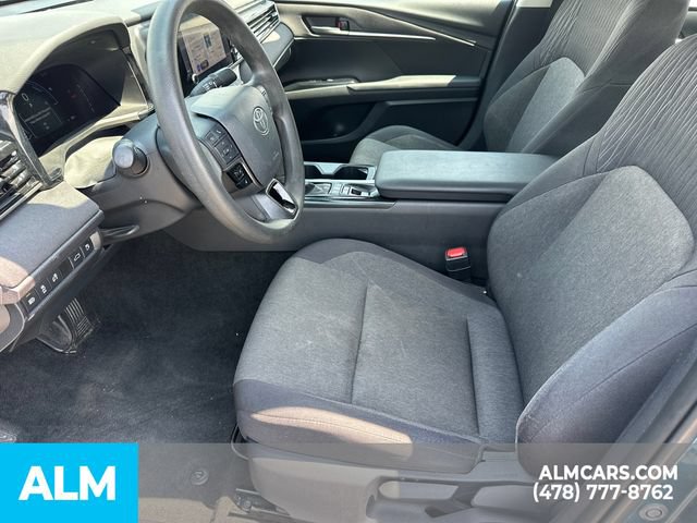 Used 2025 Toyota Camry LE FWD image 10