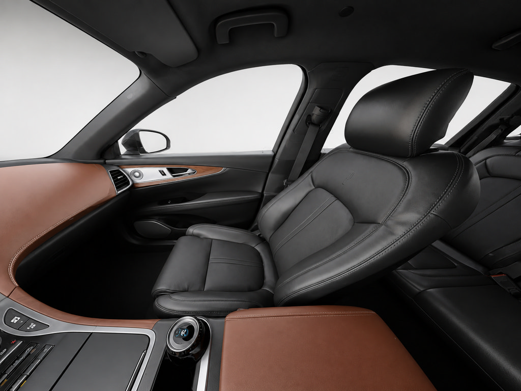 Used 2016 Lincoln MKX Black Label w/ Technology Package FWD image 9