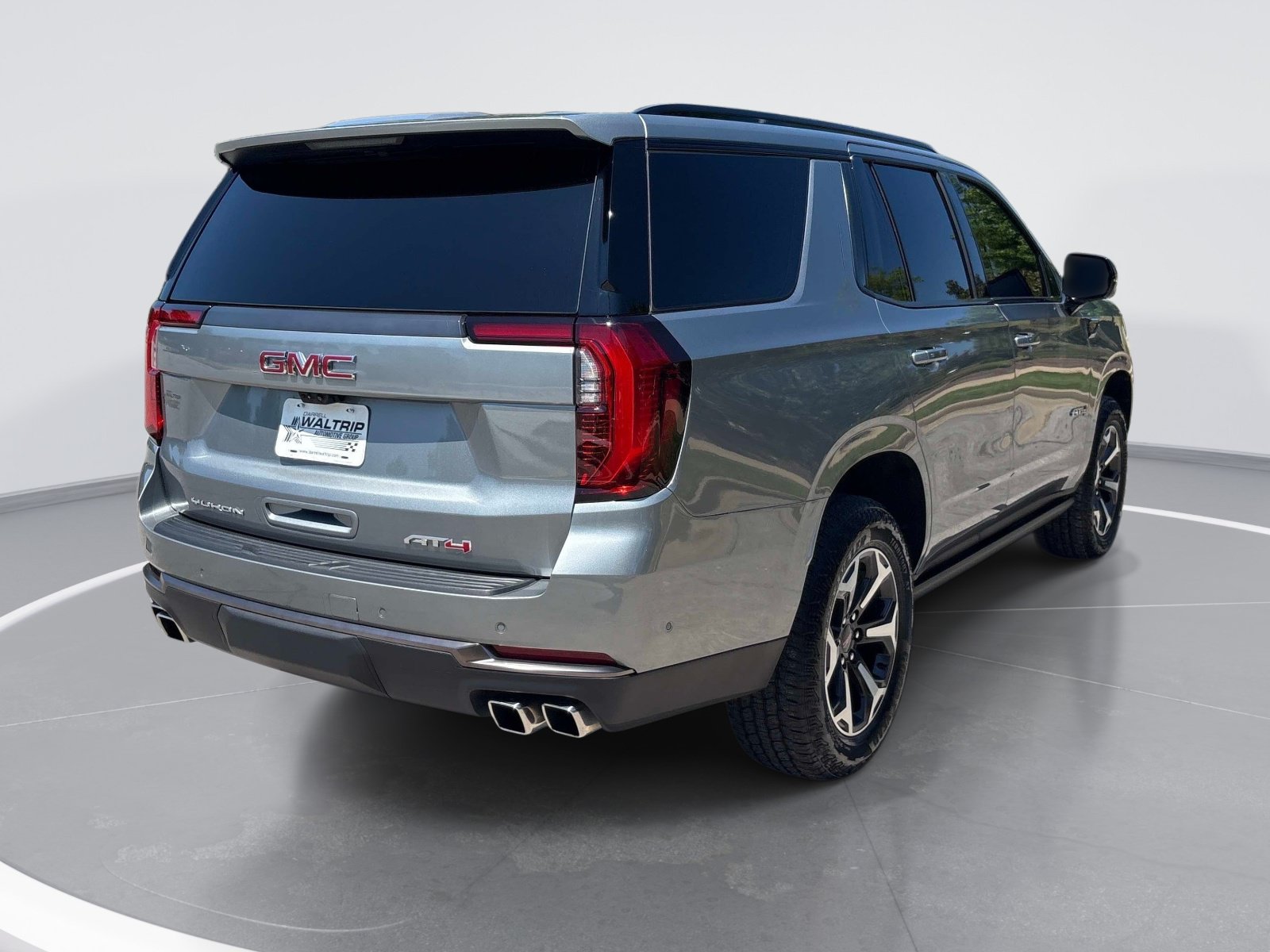 Used 2026 GMC Yukon AT4 Ultimate w/ LPO, Floor Liner Package AWD/4WD image 8