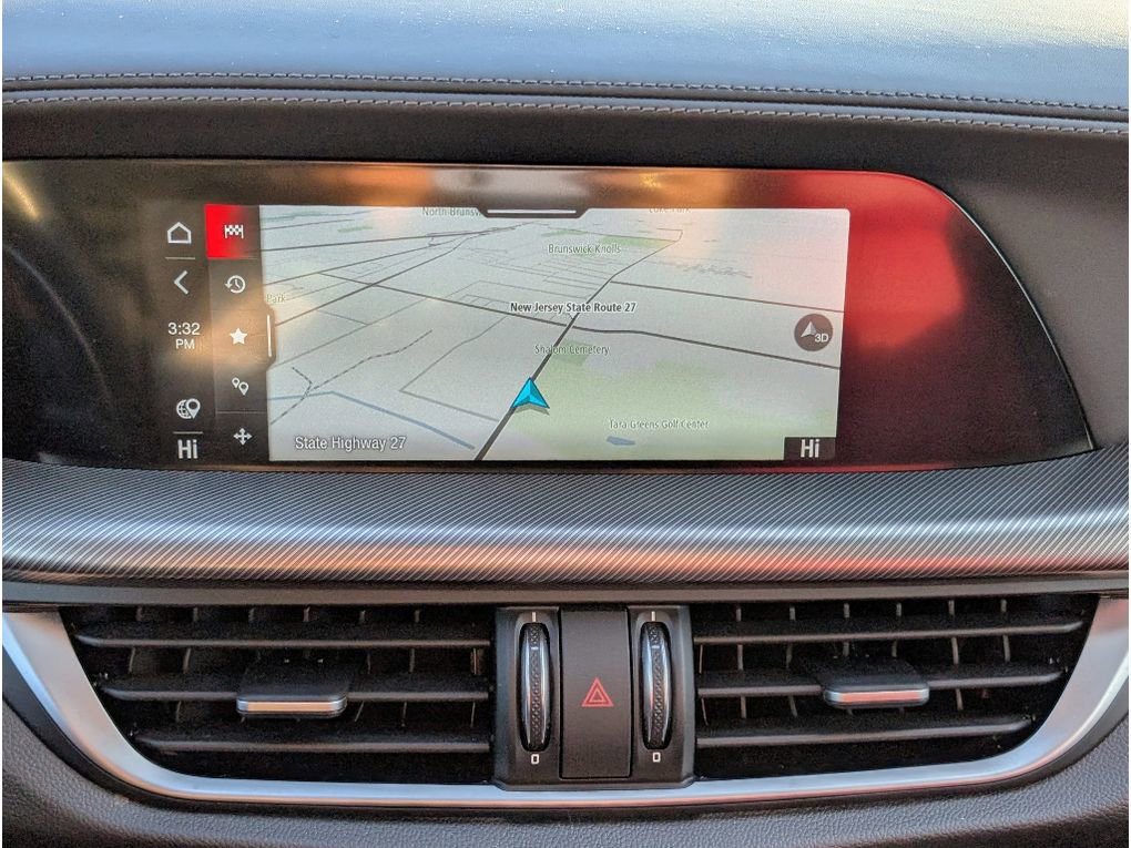 Used 2022 Alfa Romeo Stelvio Veloce image 23