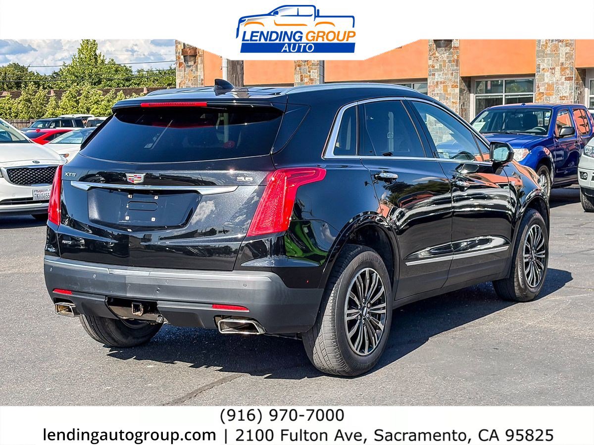 Used 2018 Cadillac XT5 Luxury w/ Driver Awareness Package AWD/4WD image 4