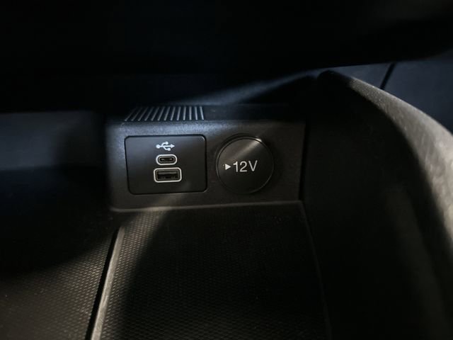 Certified 2025 Ford Escape ST-Line Elite image 21