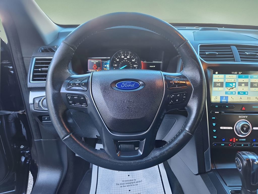 Used 2018 Ford Explorer Limited AWD/4WD image 11