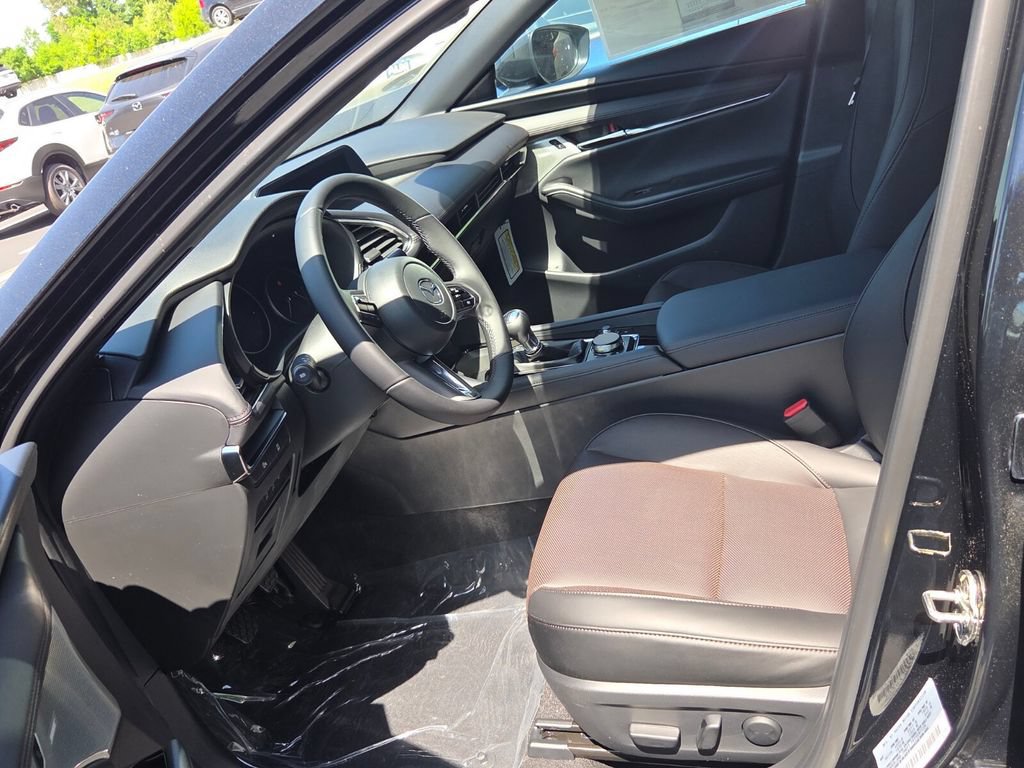New 2026 MAZDA MAZDA3 2.5 S Hatchback w/ Premium Pkg FWD image 4