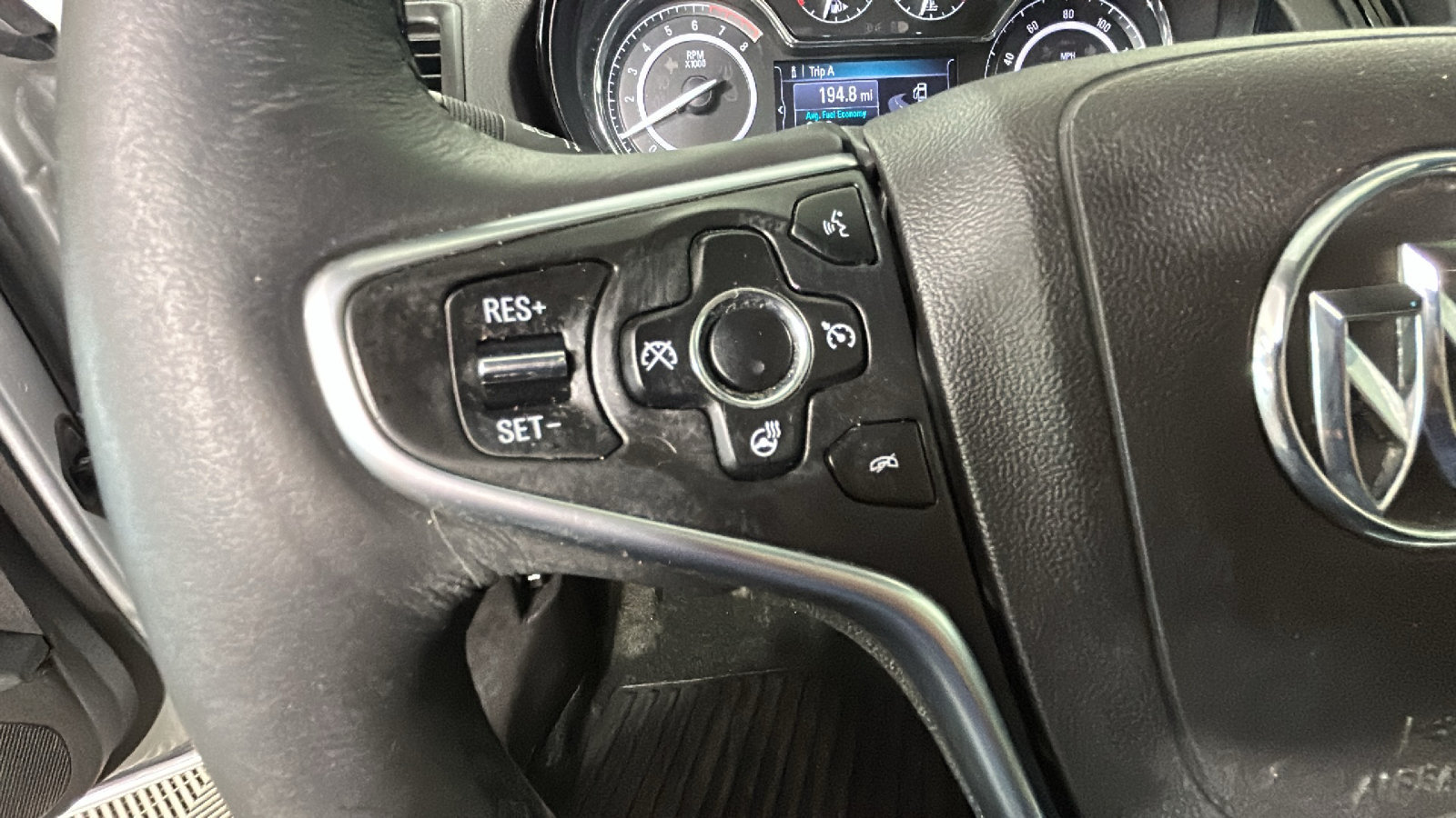 Used 2015 Buick Regal Premium w/ Experience Buick Package FWD image 19