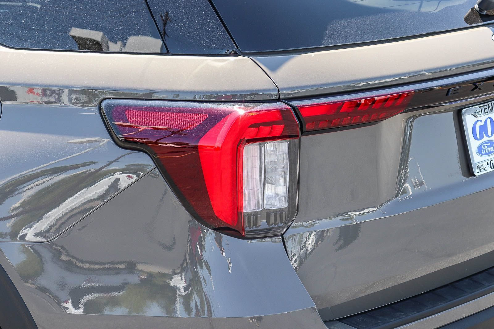 New 2026 Ford Explorer ST-Line w/ ST-Line Street Pack RWD image 7