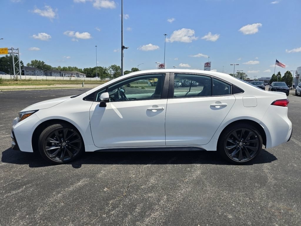 Certified 2024 Toyota Corolla SE FWD image 13