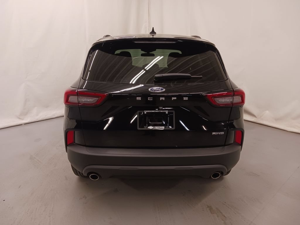Used 2025 Ford Escape ST-Line AWD/4WD image 7
