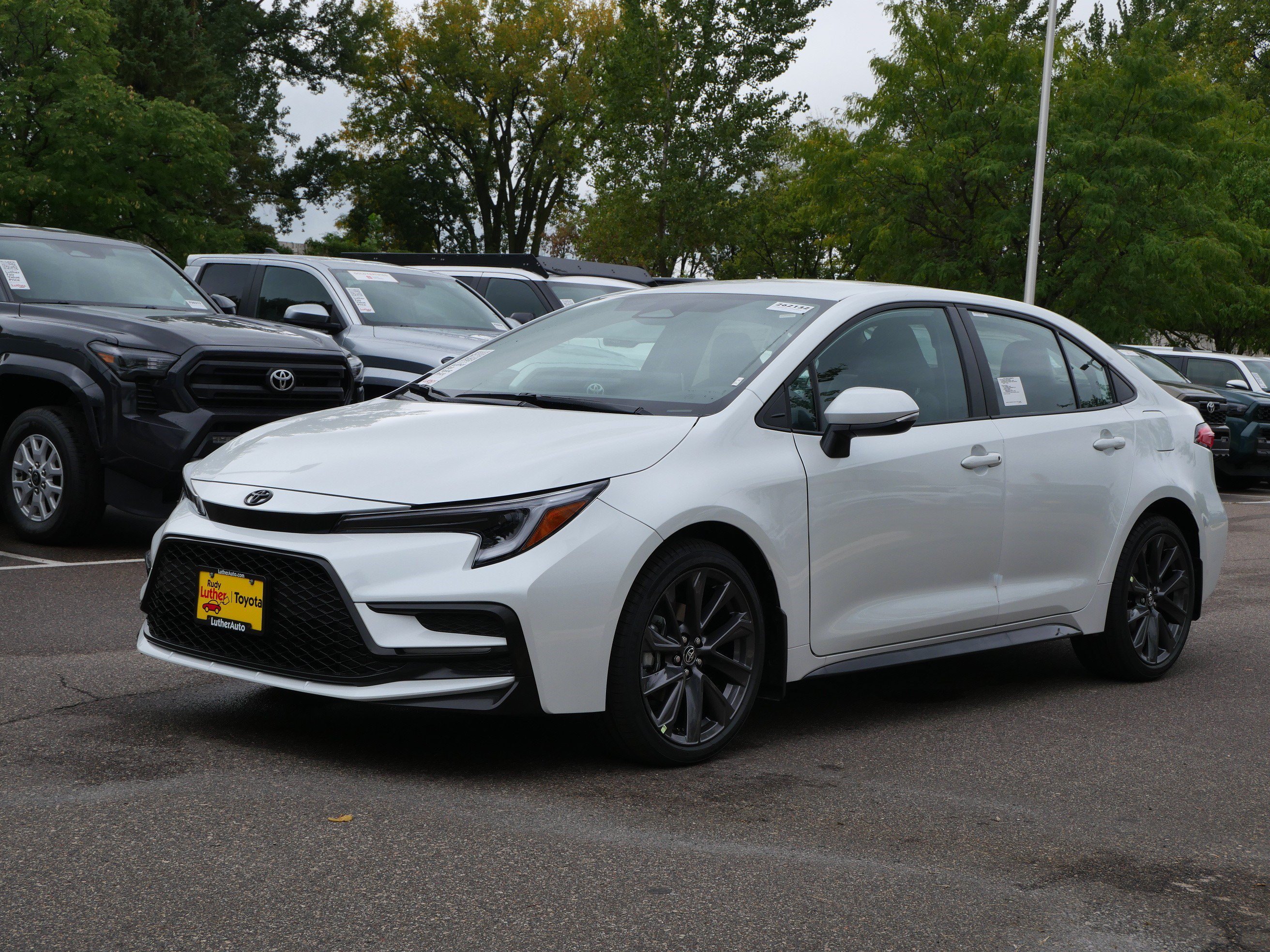 New 2026 Toyota Corolla SE w/ SE Package FWD image 4
