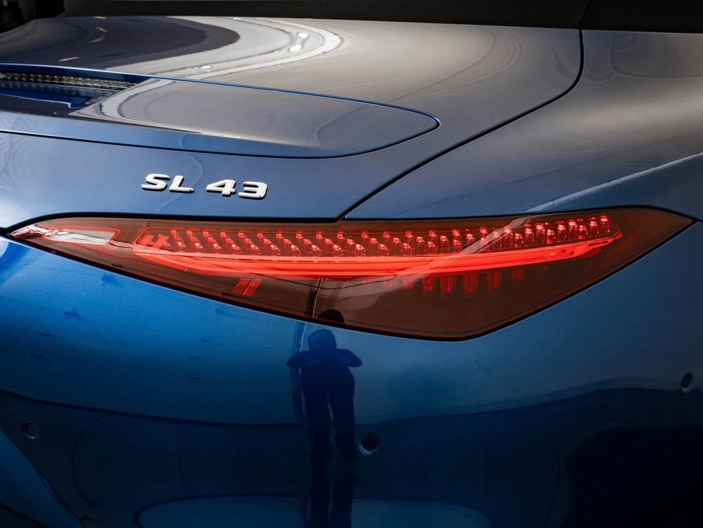 Certified 2023 Mercedes-Benz SL 43 AMG image 18