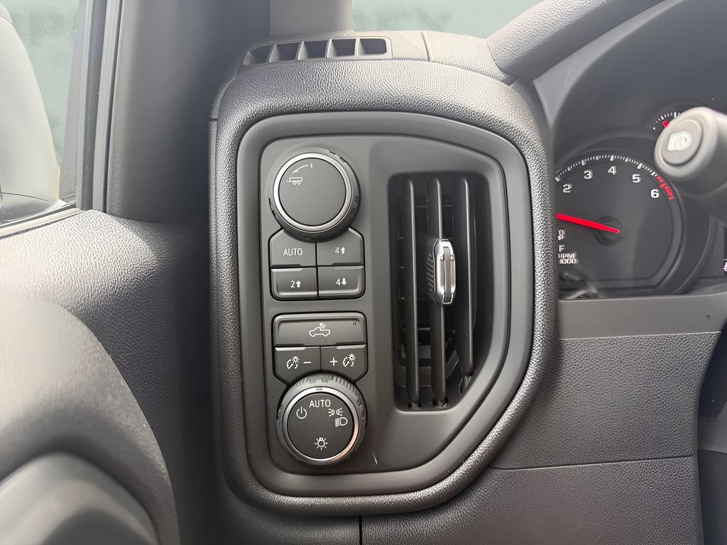 New 2026 Chevrolet Silverado 1500 Custom Trail Boss AWD/4WD image 22
