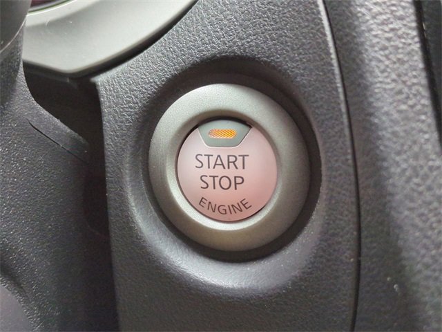 Used 2016 Nissan Juke SL image 29