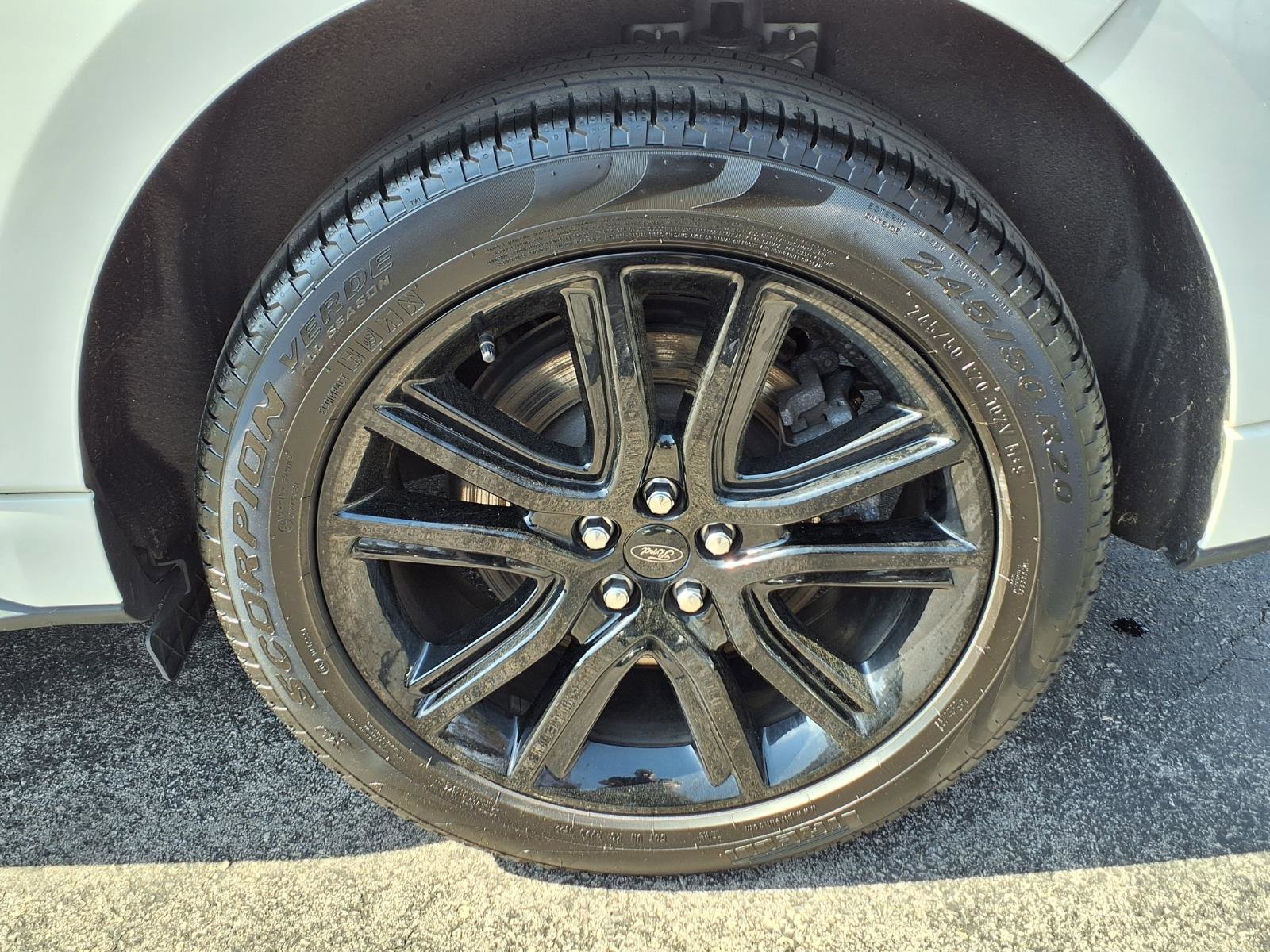 Certified 2022 Ford Edge ST-Line w/ Cargo Accessory Package AWD/4WD image 10