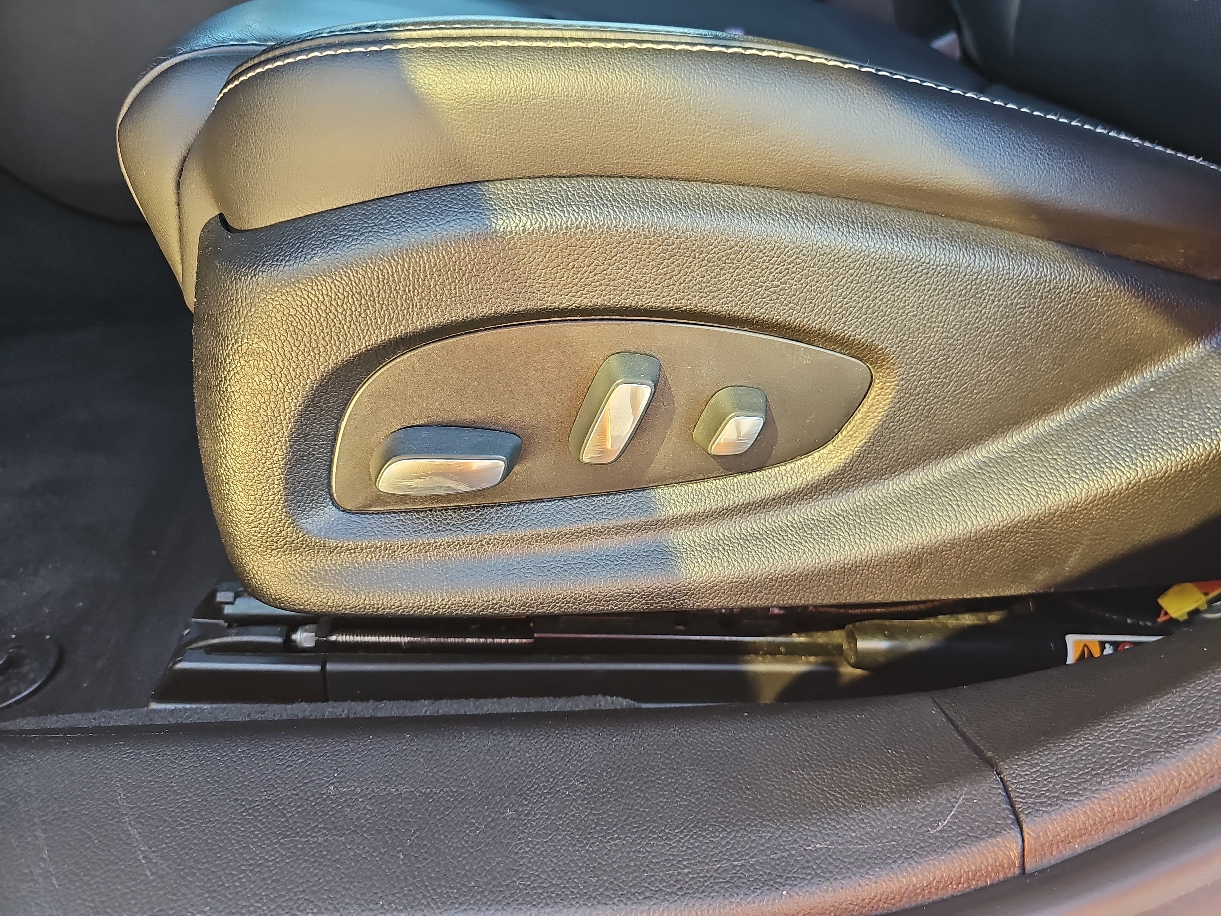 Used 2019 Cadillac XTS Luxury w/ Driver Awareness Package FWD image 29