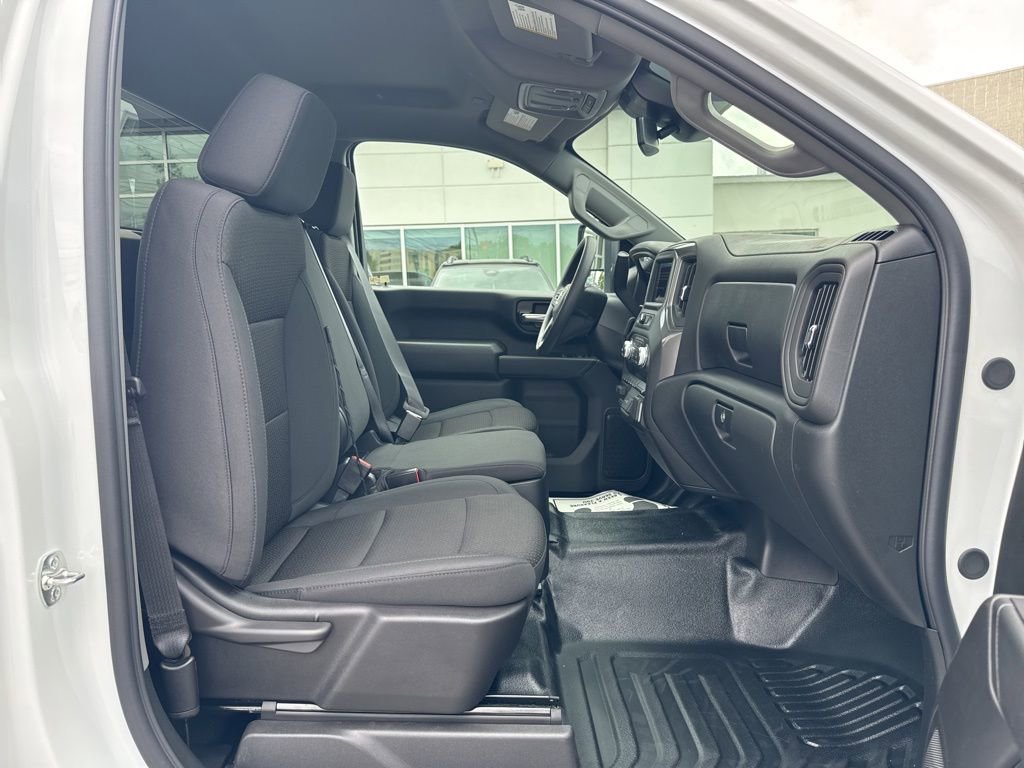 New 2026 GMC Sierra 2500 Pro w/ 1SA Pro Safety Plus Package AWD/4WD image 19