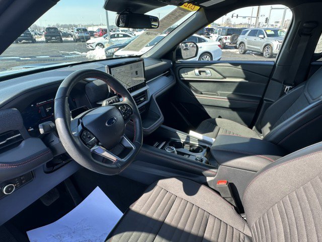 Used 2025 Ford Explorer ST-Line image 20