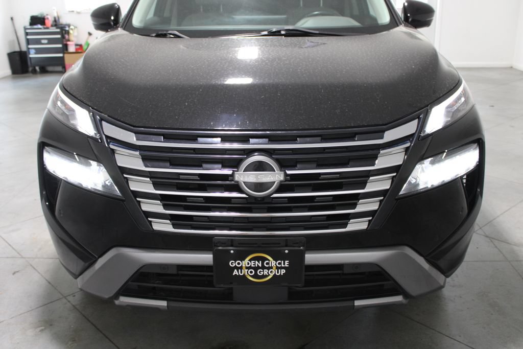 Used 2024 Nissan Rogue SL FWD image 47