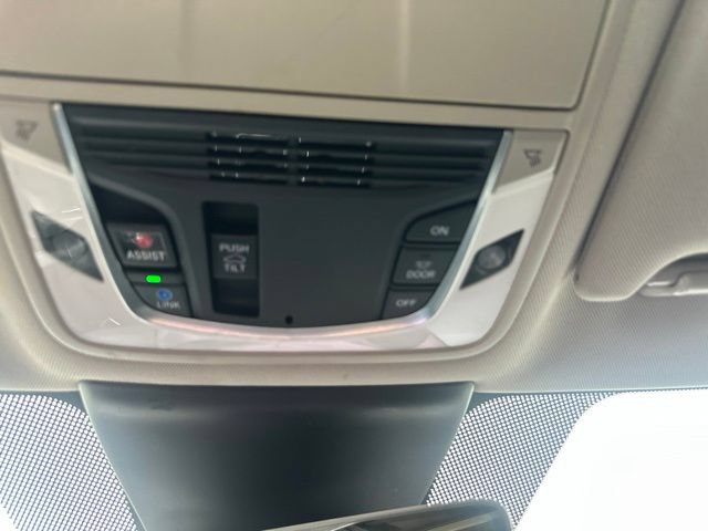 Used 2021 Acura TLX w/ Technology Package FWD image 23