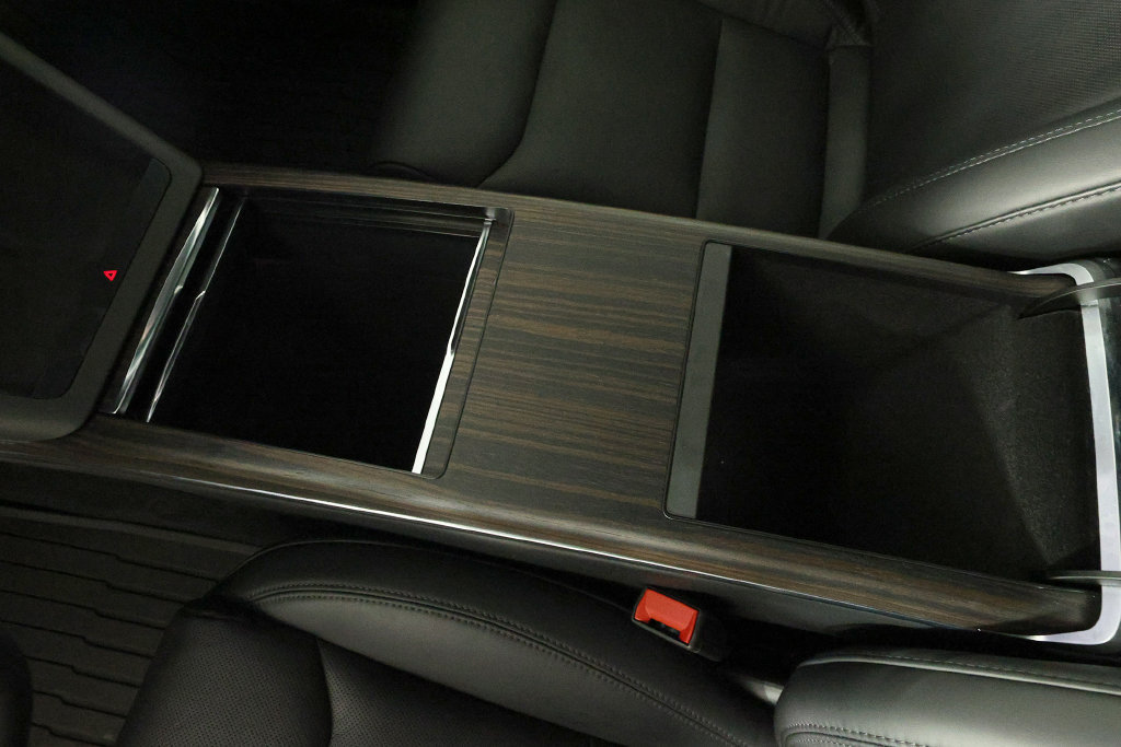Used 2023 Tesla Model X AWD/4WD image 40