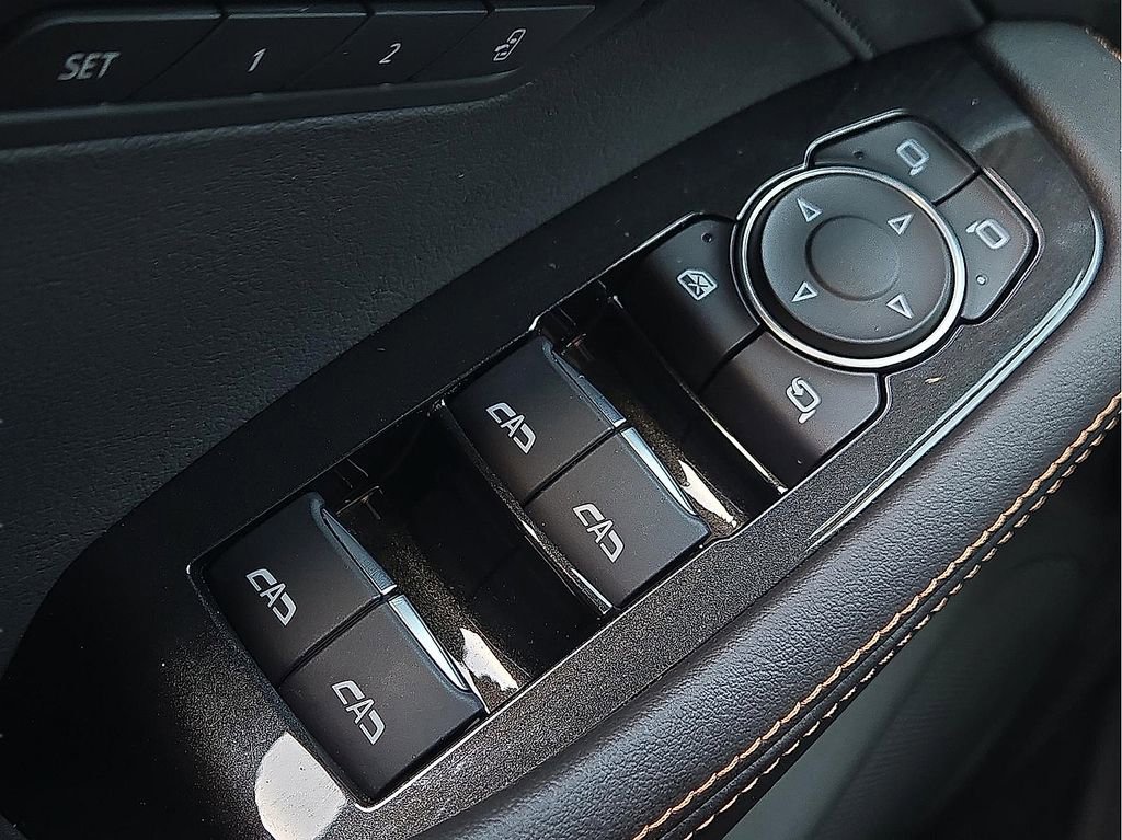 Used 2025 Cadillac CT5 Sport w/ Technology Package image 15