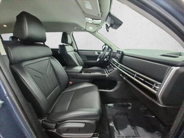Used 2026 Hyundai Santa Fe SEL FWD image 23
