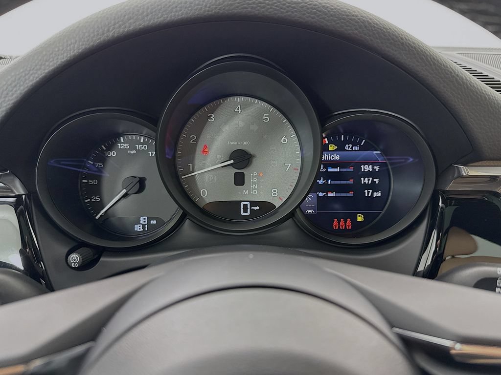 New 2026 Porsche Macan S AWD/4WD image 16