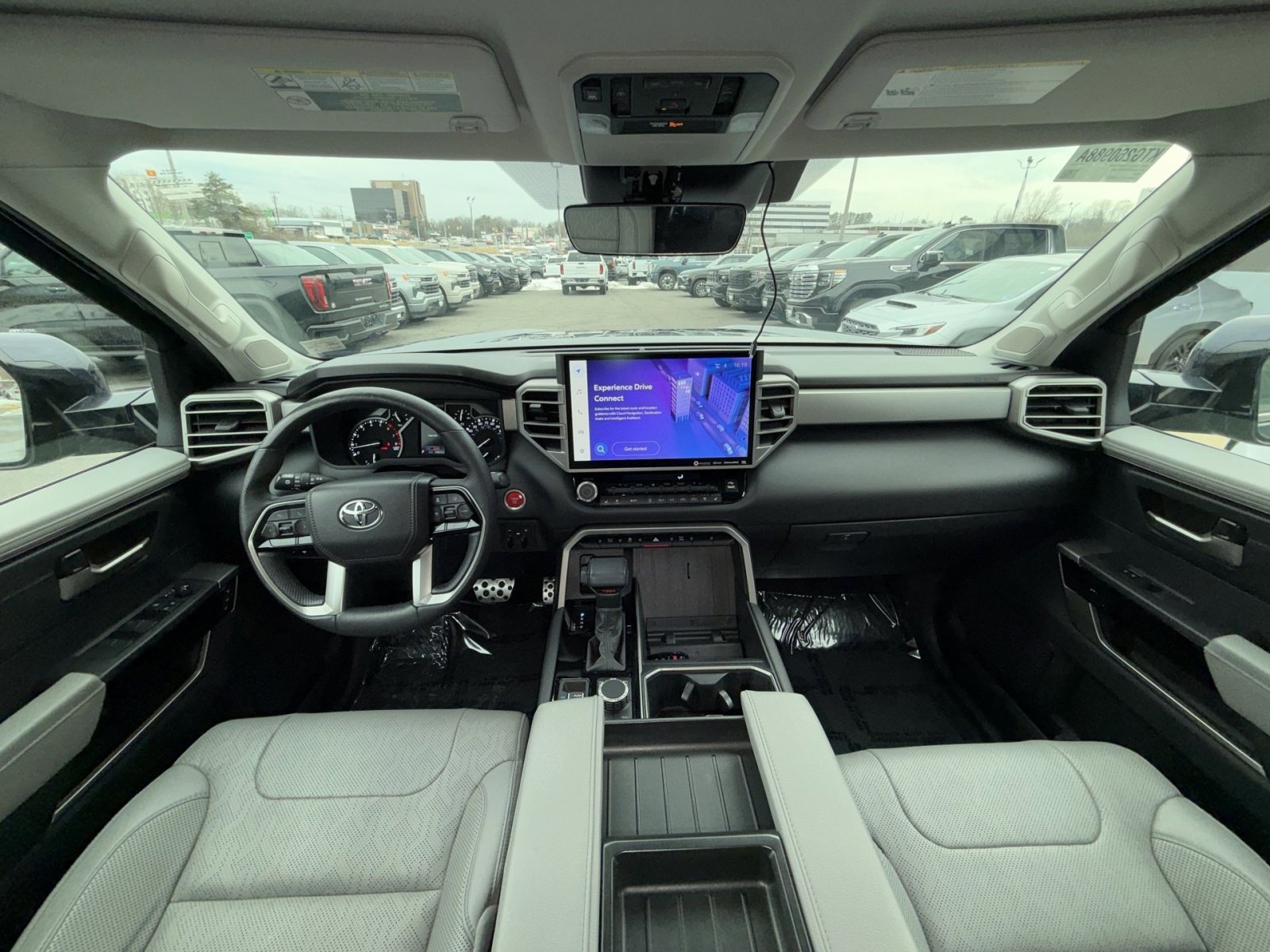 Used 2022 Toyota Tundra Limited w/ TRD Off-Road Package image 23