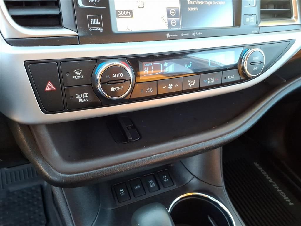 Used 2019 Toyota Highlander Limited Platinum image 33