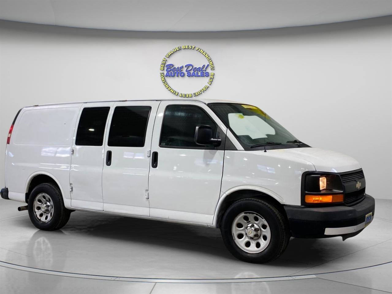 Used 2011 Chevrolet Express 1500 image 8