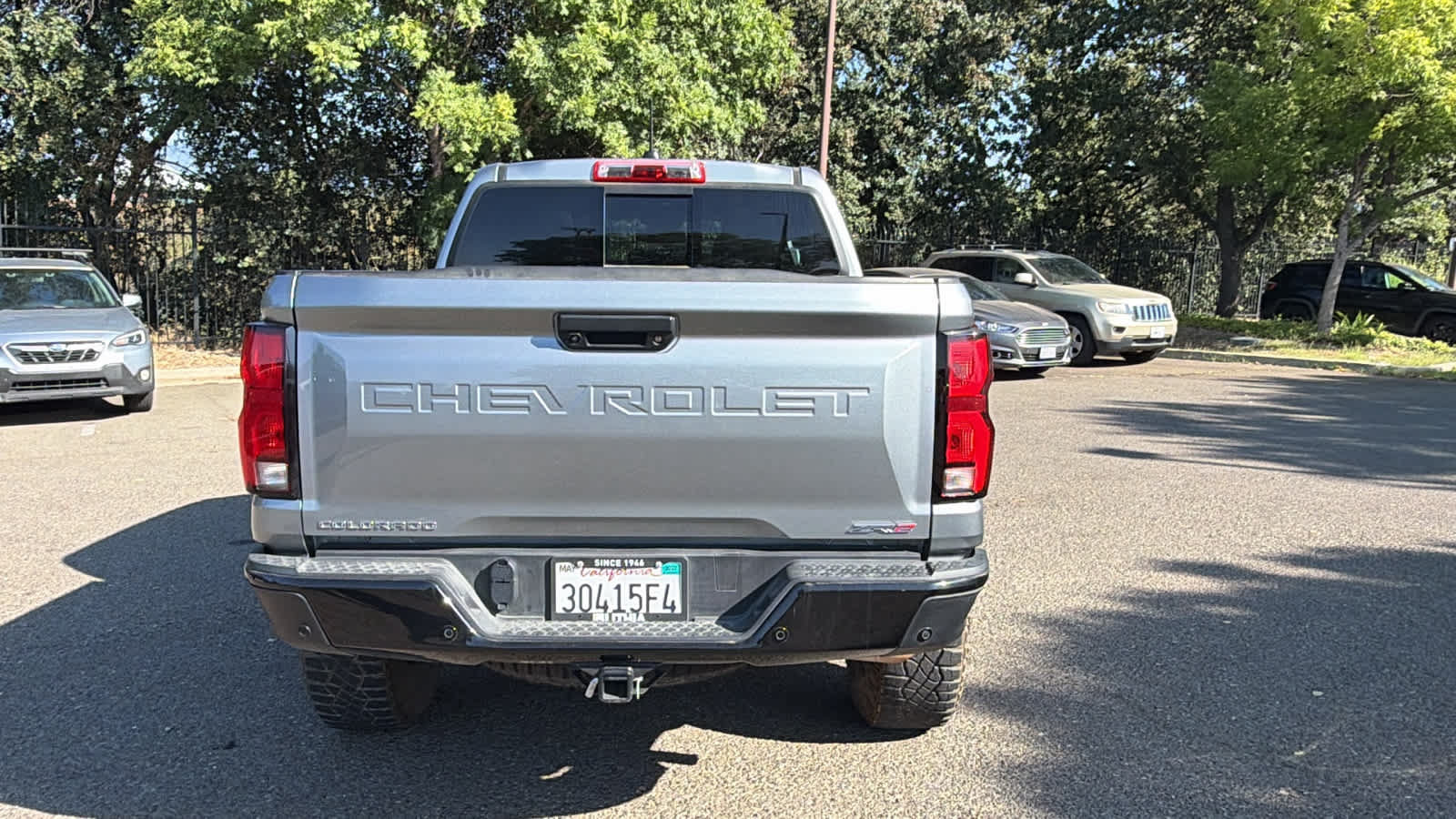 Used 2025 Chevrolet Colorado ZR2 w/ Technology Package AWD/4WD image 6
