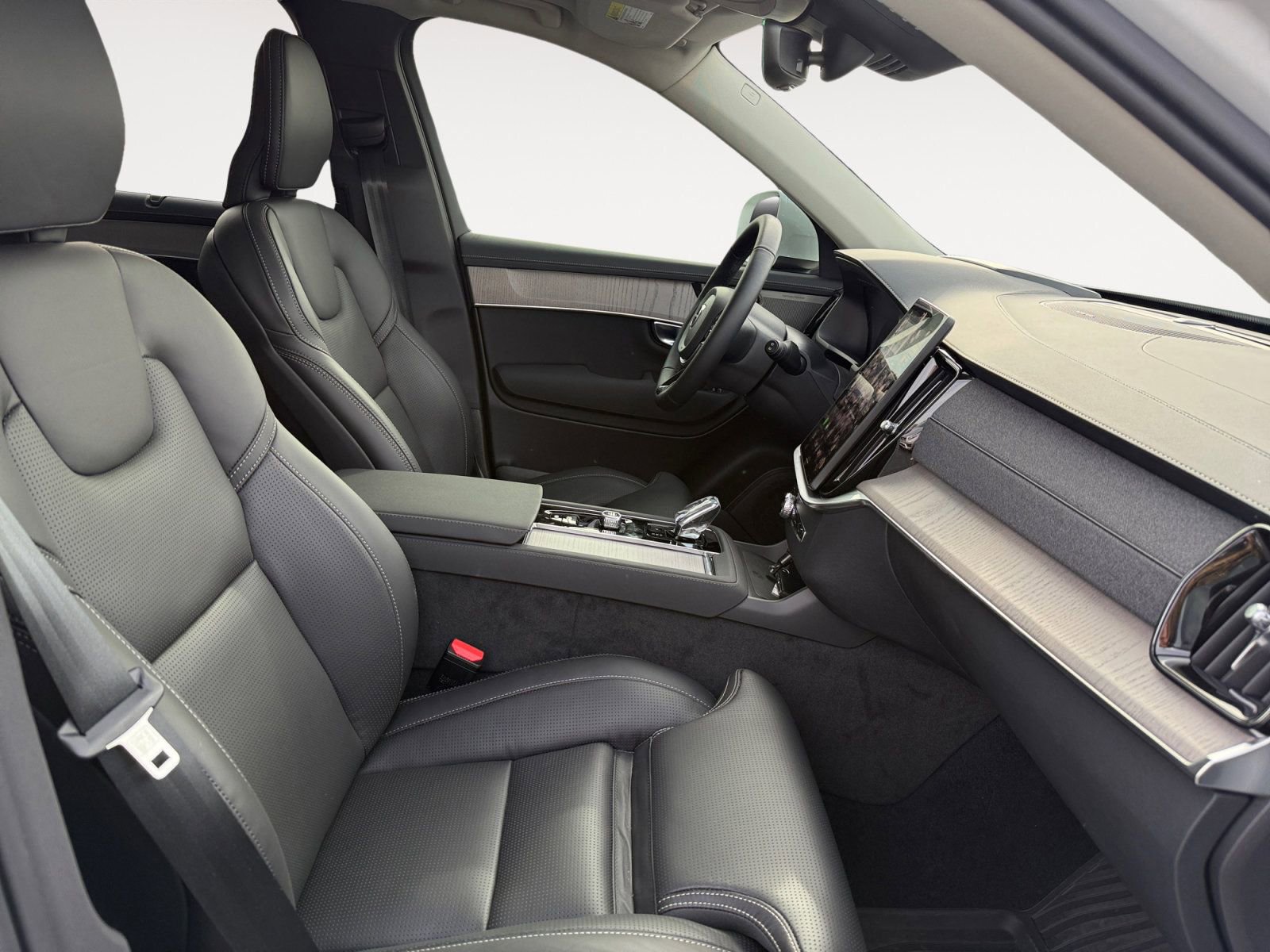 New 2025 Volvo XC90 T8 Ultra w/ Protection Package Premier image 15