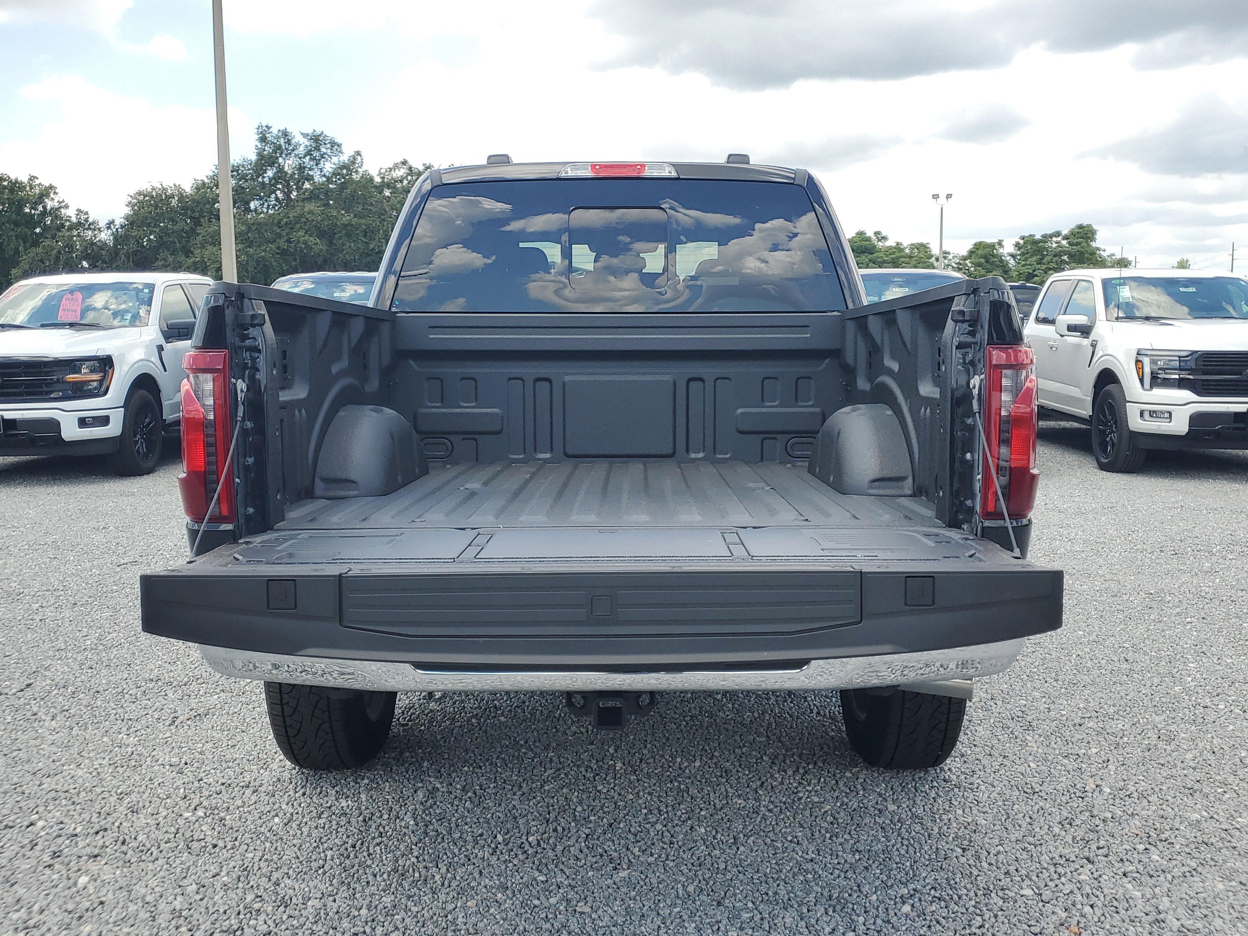 New 2025 Ford F150 XLT w/ Equipment Group 302A MID image 11